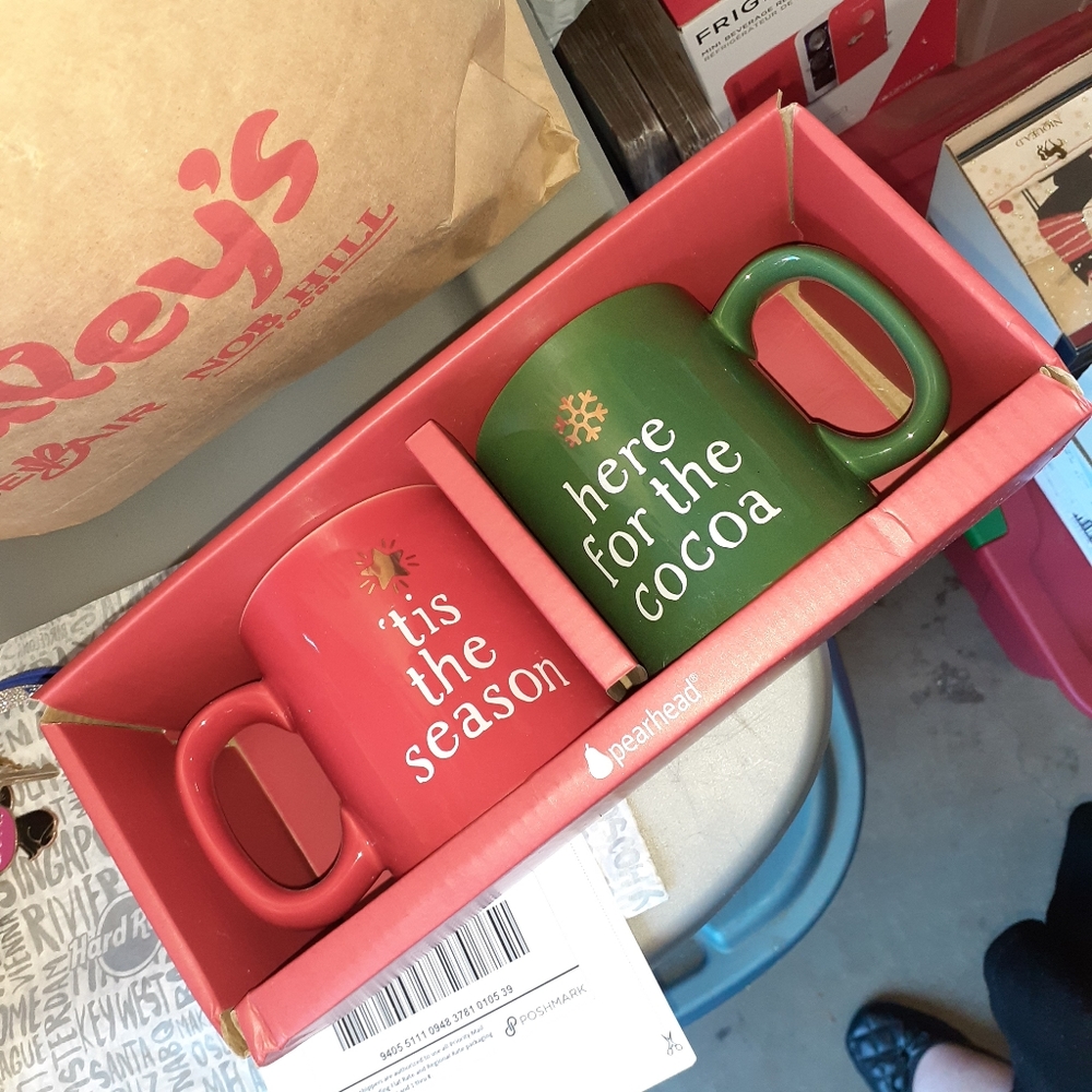 2 pk Novelty Christmas Mugs NIP
